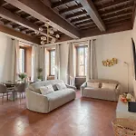 Iflat Trastevere Life With Beauty, Elegance & Spa